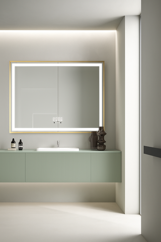 Oglinda LED 80×60 cm Dreptunghiulara cu Rama Aurie, Senzor Miscare Premium – 3 Tipuri de Lumina, Dimabila, Ceas & Temperatura, Dezaburire