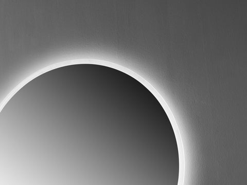 Oglinda LED 80×80 cm, Senzor Miscare Premium – 3 Tipuri de Lumina, Dimabila, Ceas & Temperatura, Dezaburire